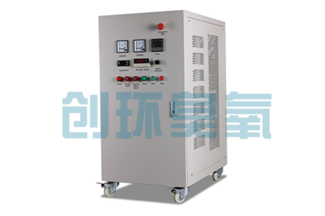 青龙冬季养殖场密闭消毒双赢方案：臭氧发生器在工厂化水产与畜牧场景的安全应用